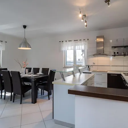 Villa S - Five Bedroom With Private Pool Vodice