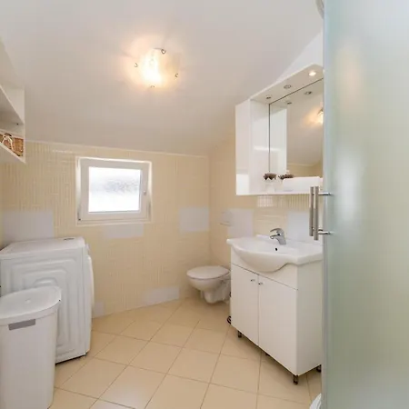 Villa S - Five Bedroom With Private Pool