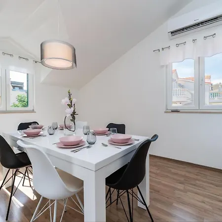 S - Five Bedroom With Private Pool Villa