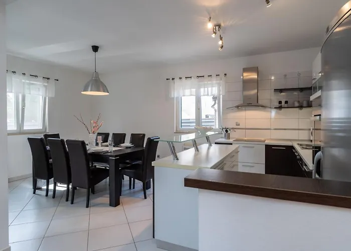 Villa S - Five Bedroom With Private Pool Vodice