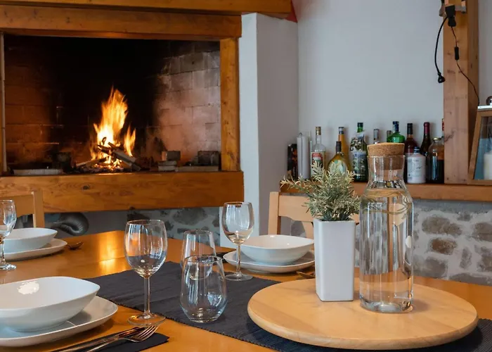 S - Five Bedroom With Private Pool 沃迪切