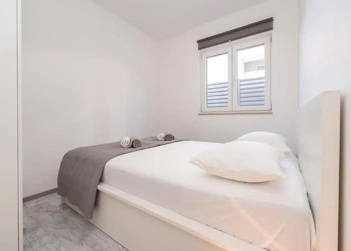 S - Five Bedroom With Private Pool 别墅