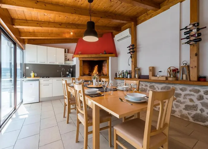 S - Five Bedroom With Private Pool Villa *